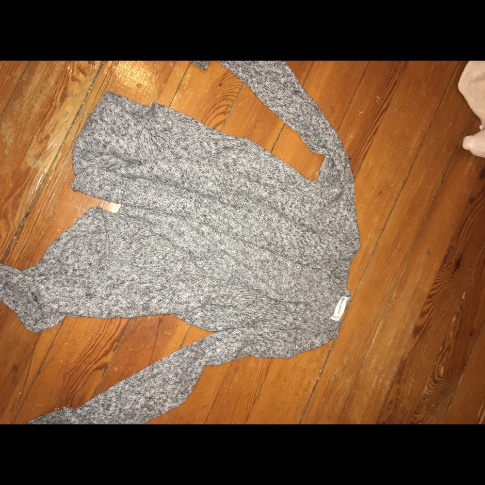 Abercrombie Kids grey cardigan